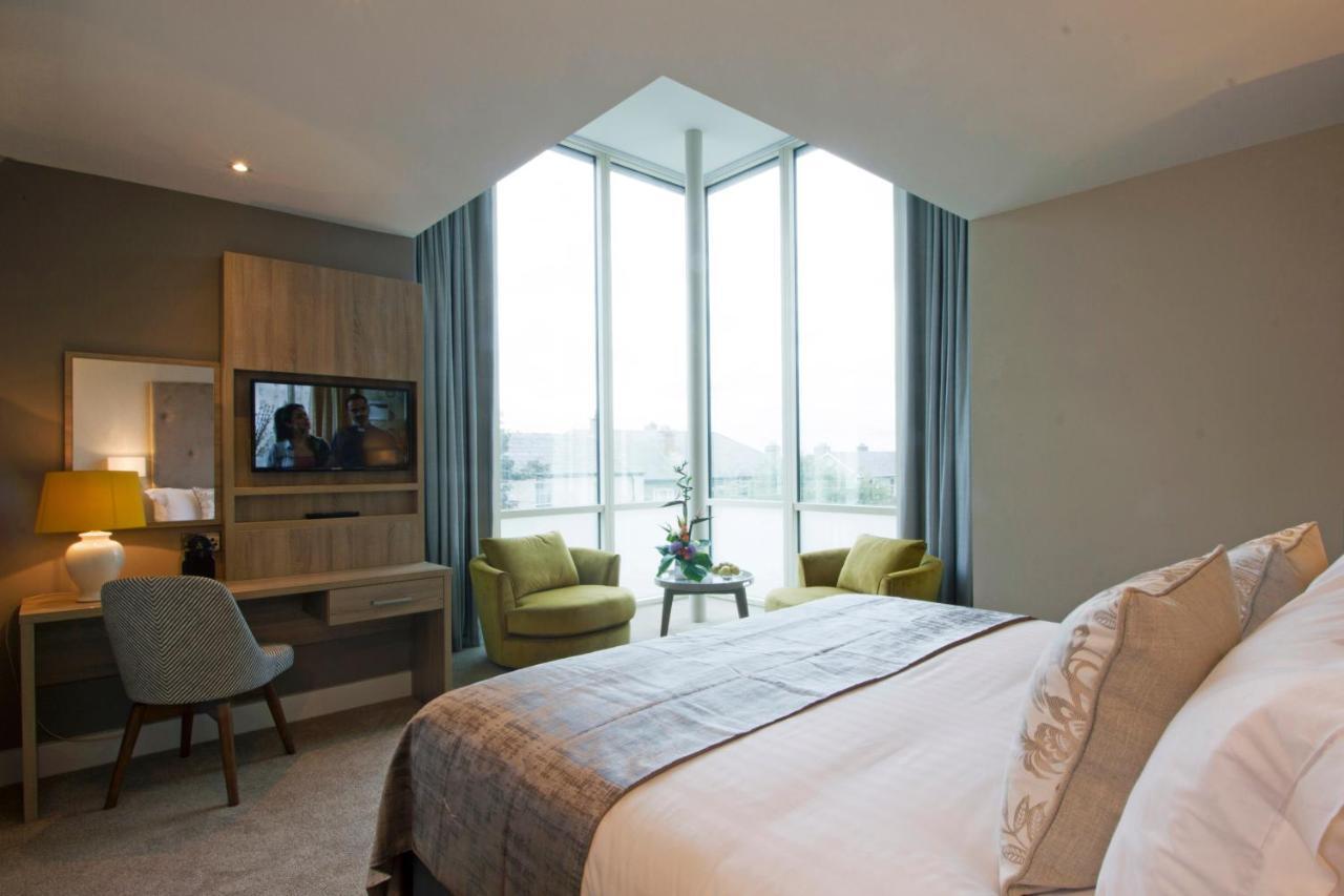 Gleesons Townhouse Booterstown Hotell Dublin Exteriör bild
