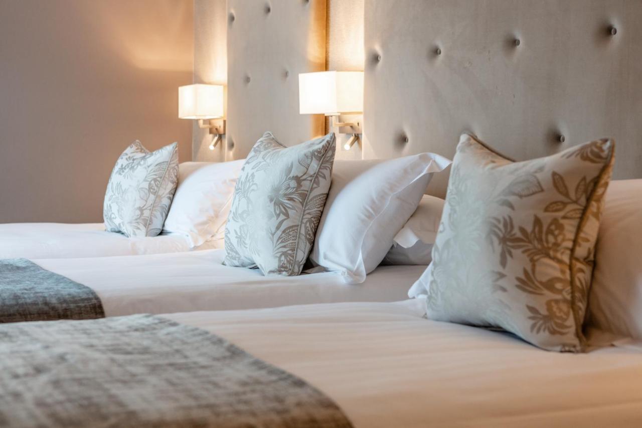 Gleesons Townhouse Booterstown Hotell Dublin Exteriör bild