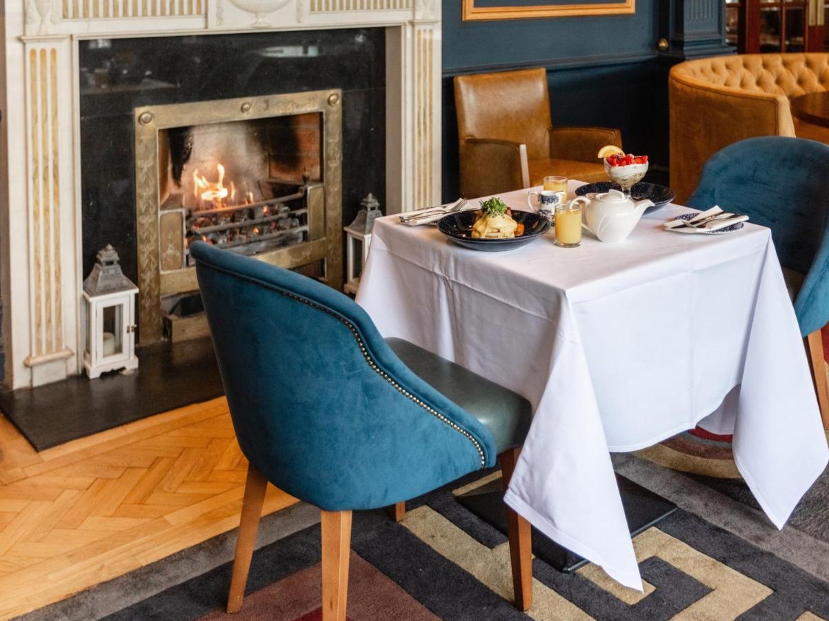 Gleesons Townhouse Booterstown Hotell Dublin Exteriör bild